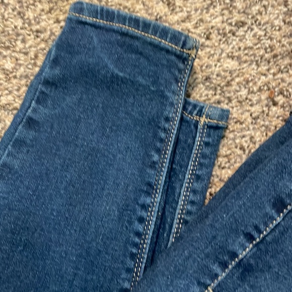 MUDD flx strtetch High rise jeggings. Sz 8 - Picture 2 of 6